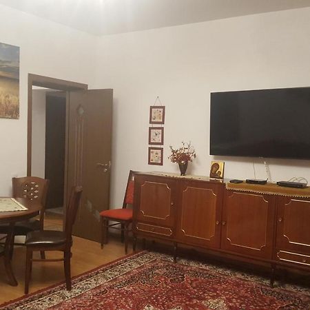 Casa Soarelui Apartment Rosu Exterior photo